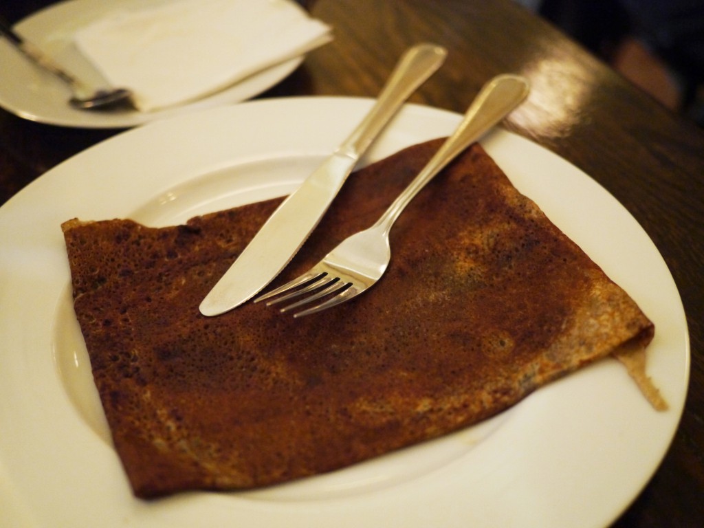 Dreams of Velvet - Paris Crepes 13