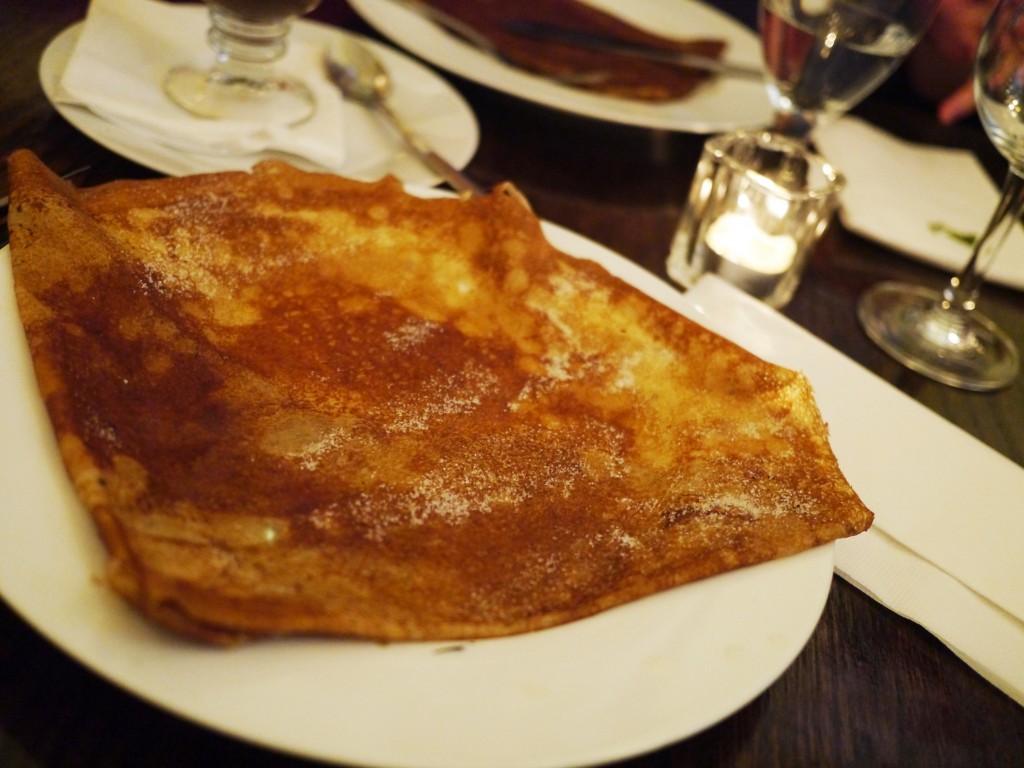 Dreams of Velvet - Paris Crepes 14