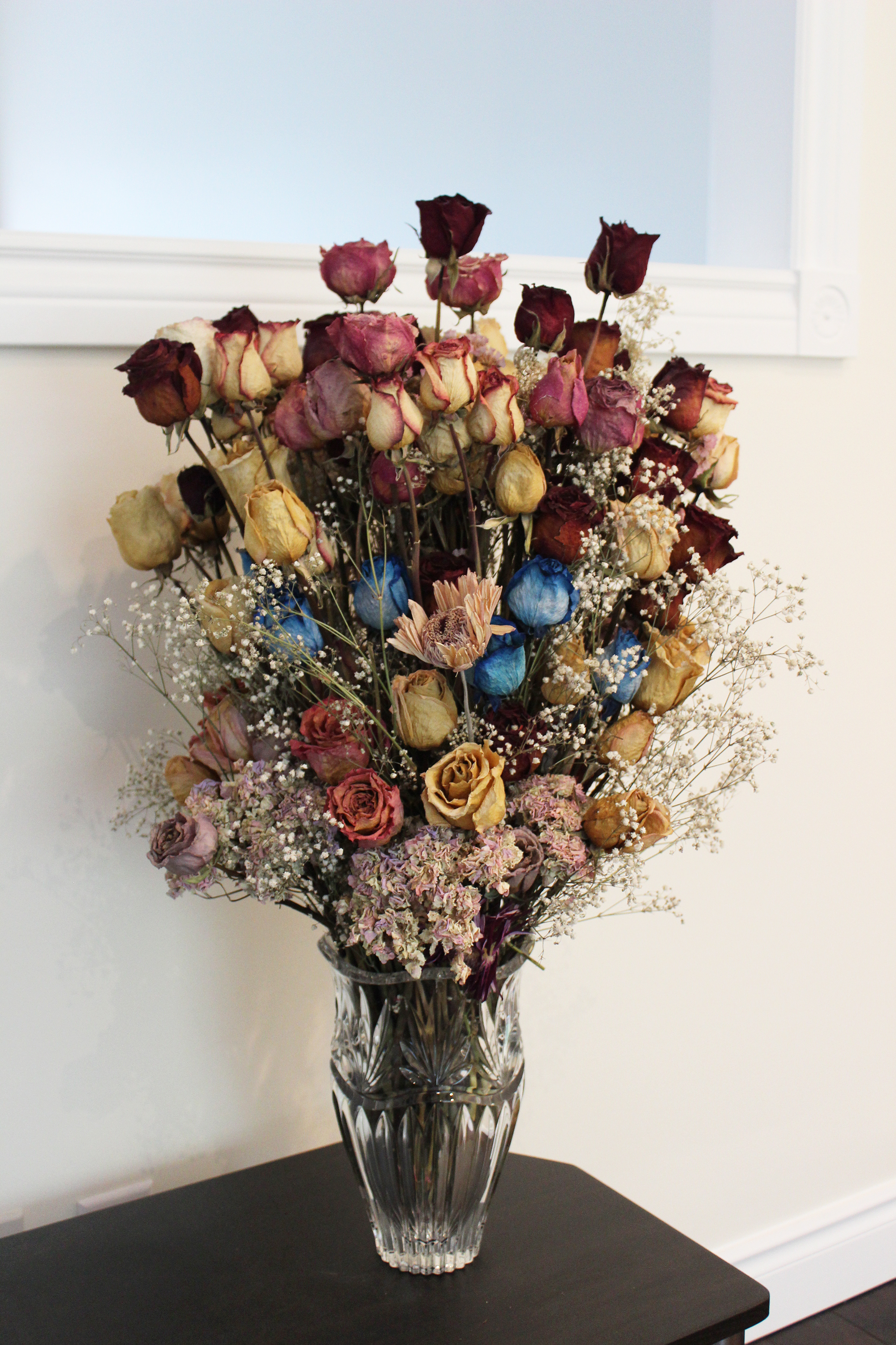 How To Store Dried Roses