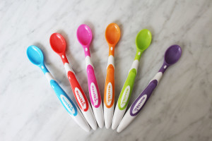[Product Review] Munchkin Soft Tip Infant Spoons and White Hot Safety Spoons